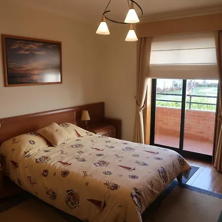Apartamento Com Piscina Perto Da Praia