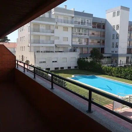 Apartamento Com Piscina Perto Da Praia