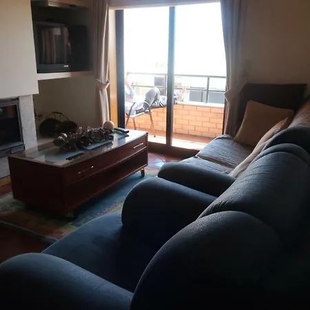 Apartamento Com Piscina Perto Da Praia *
