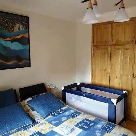 Apartamento Com Piscina Perto Da Praia *